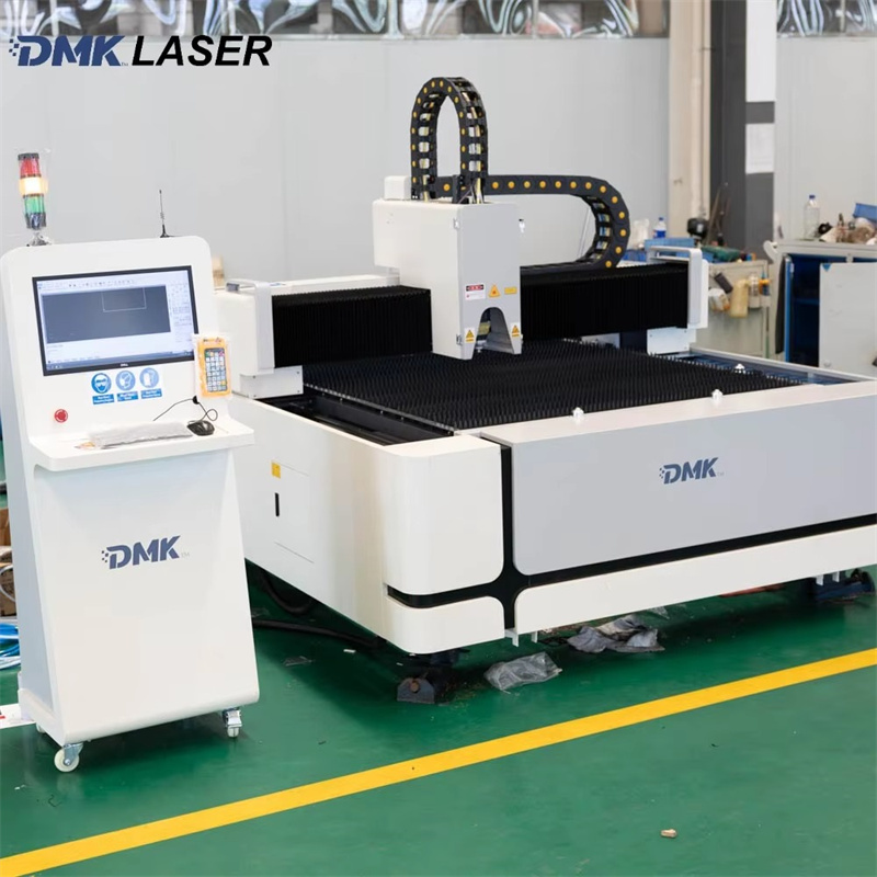 単一テーブル式TQL-F3000-3015オープンタイプ板金 - Industrial Laser Cutters のレビューと価格