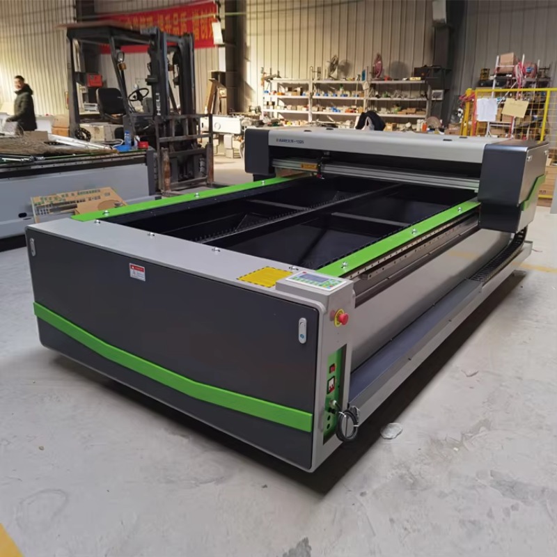 高品質の工業用密閉型ダブルテーブルモデル3000wシートおよ - Quality Industrial Laser Cutting のレビューと価格