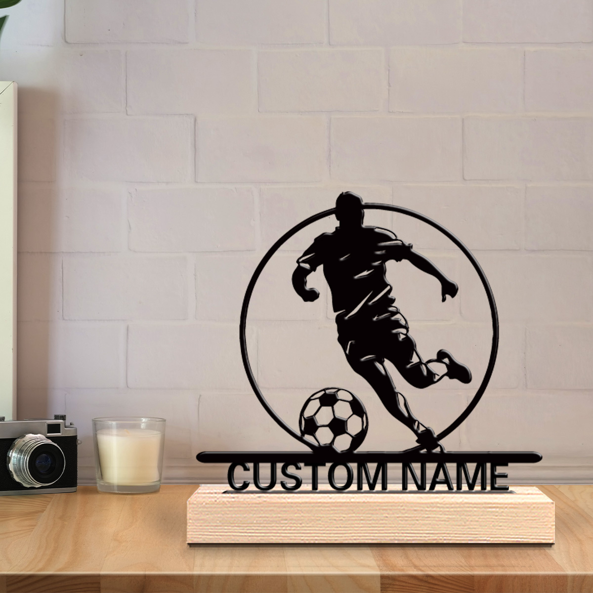 カスタムサッカー選手メタル像（名前入り）、木製台座付きテーブ - Desktop Laser Engraver のレビューと価格