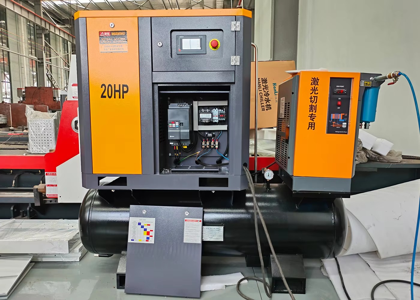 高品質6kW産業用CNCファイバーレーザー切断機（金属材料加 - Quality Industrial Laser Cutting のレビューと価格