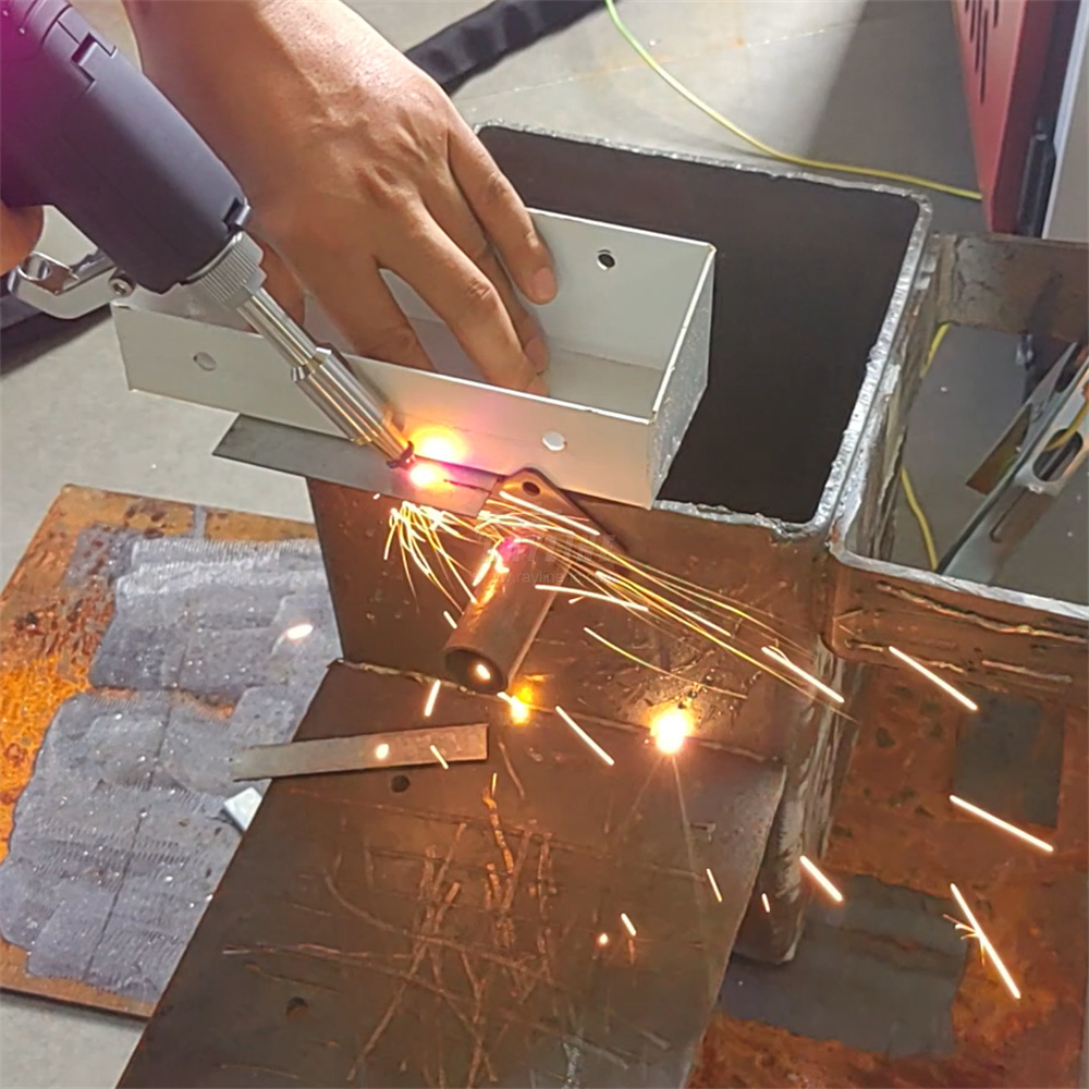 新型ミニポータブルハンドヘルドレーザー溶接機 3in1 溶接 - Industrial Laser Welding のレビューと価格