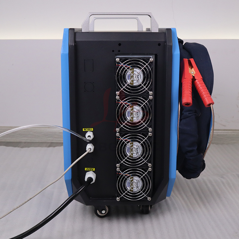空冷式ハンドヘルドレーザー溶接機 800W 1200W 3i - Industrial Laser Diode のレビューと価格